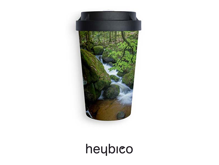 heybico nachhaltiger Mehrwegbecher mit einem Motiv von Heimatfotos.de, Motiv "Gertelsbach" (Schwarzwald, Bühlertal)