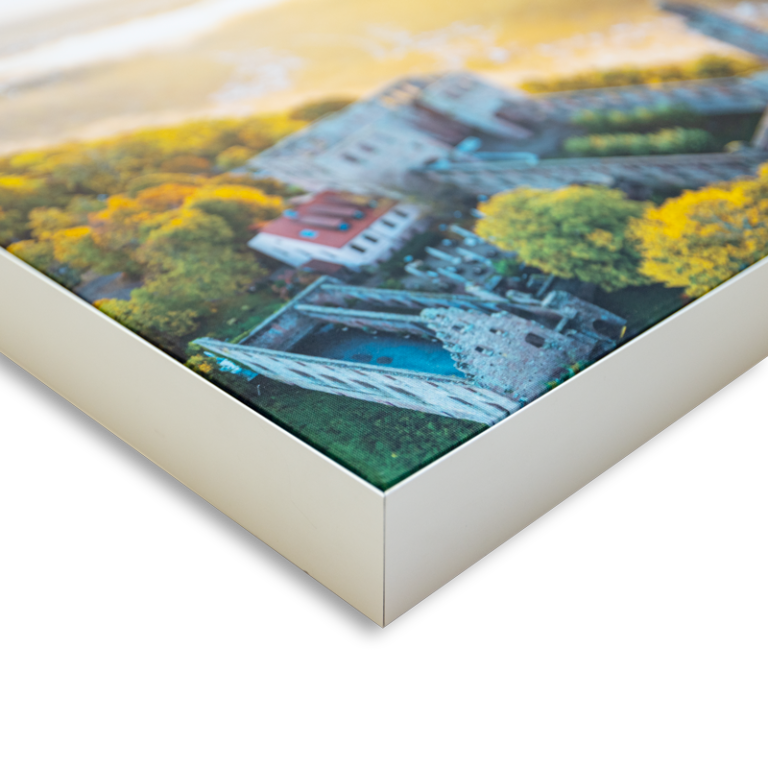 Eckansicht Akustikbild mit Pfalzmotiv, Aluminium-Kederprofil mit 5cm Höhe